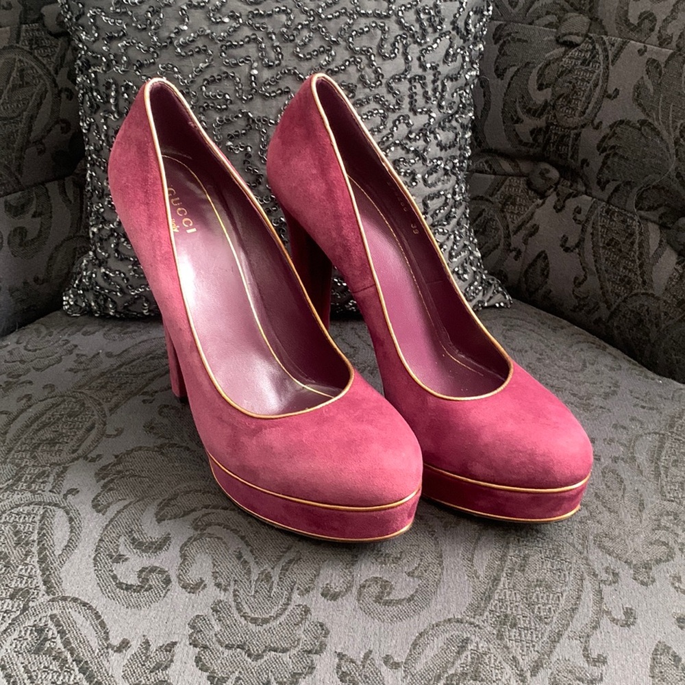 Grape Gucci Round Toe Platform Pump